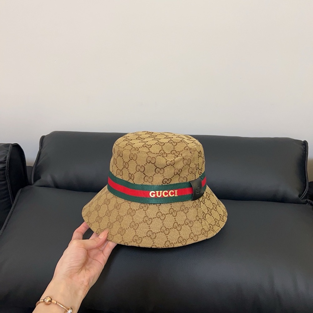 Gucci Tan Bucket Hat with Green and Red Stripe
